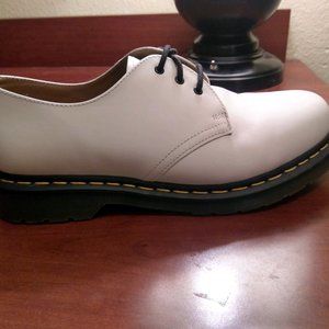 Dr. Martens Men’s 1461 Smooth Leather Oxford Shoes